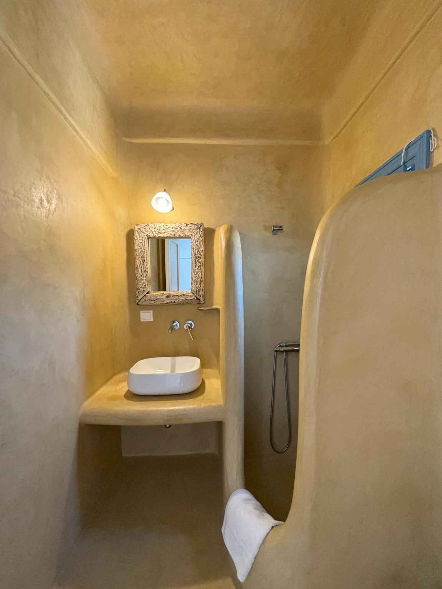 Almyra Red Villa Kitnos Zewnętrze zdjęcie